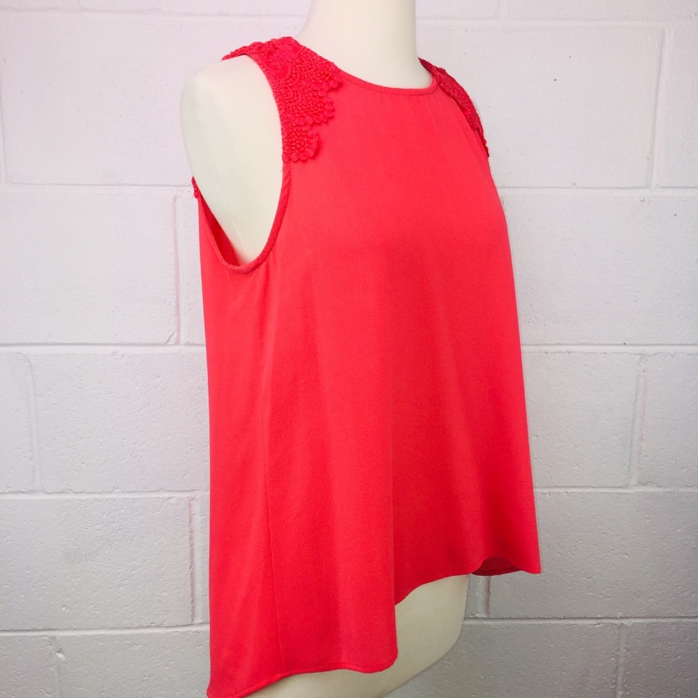 Alya Tank Top Embroidered Flowing Coral Large